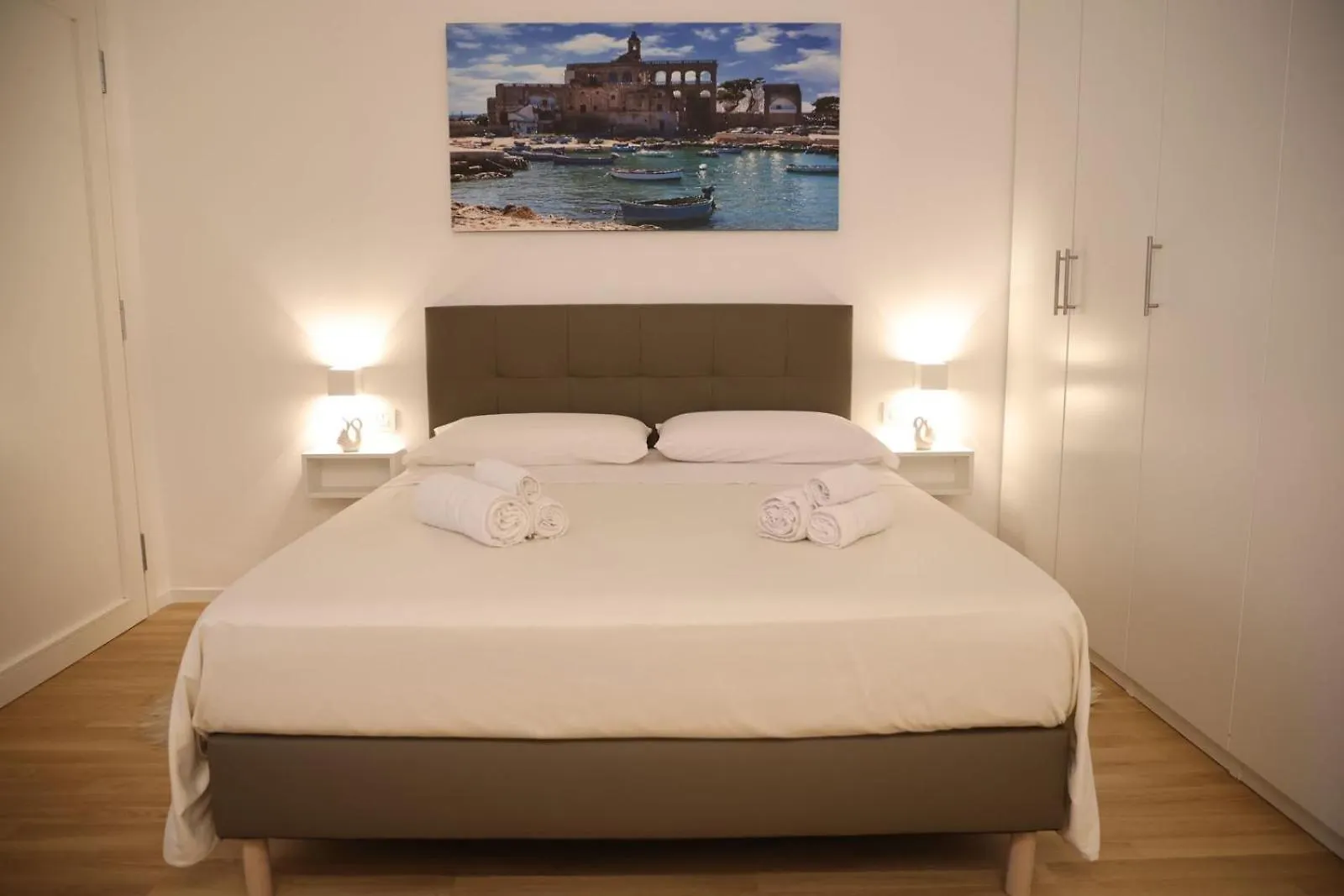 Domus Levante Apartment Μπάρι