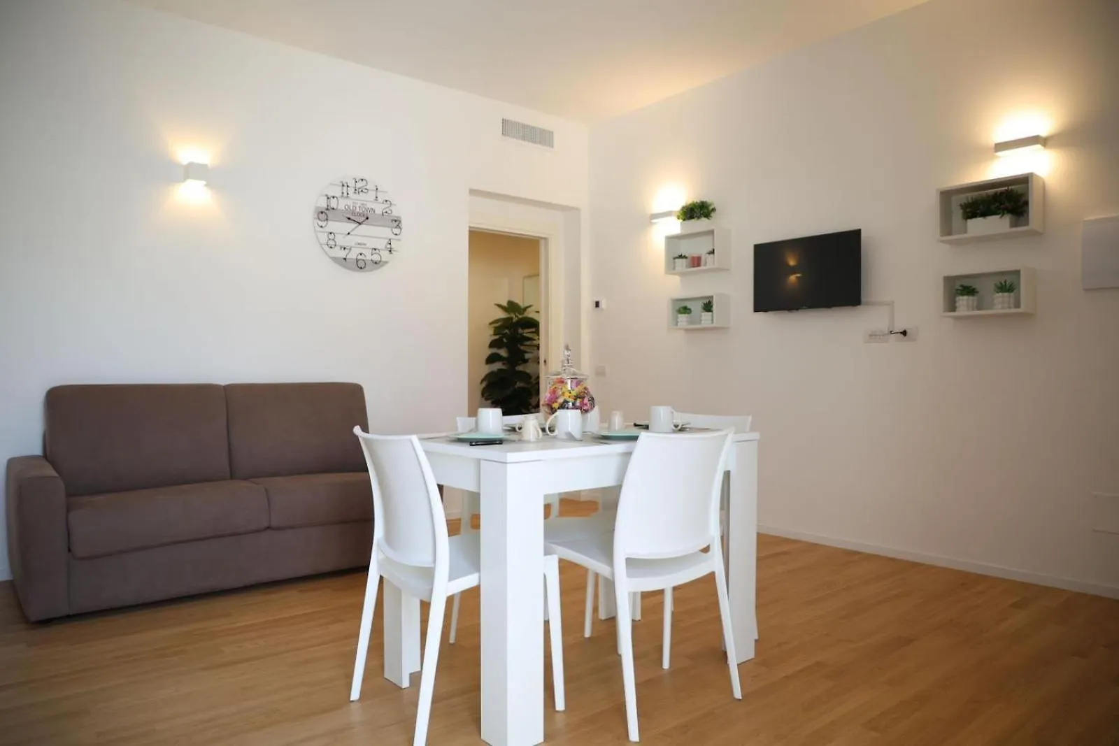 Domus Levante Apartment Bari