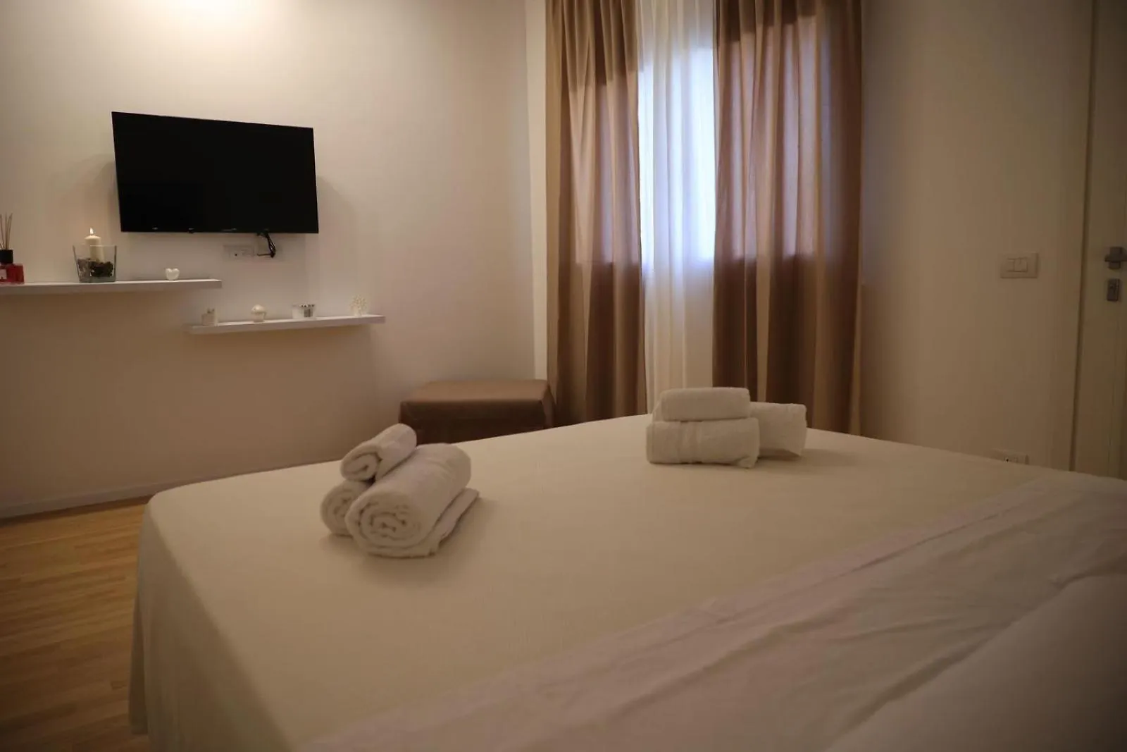 Domus Levante Apartment Μπάρι