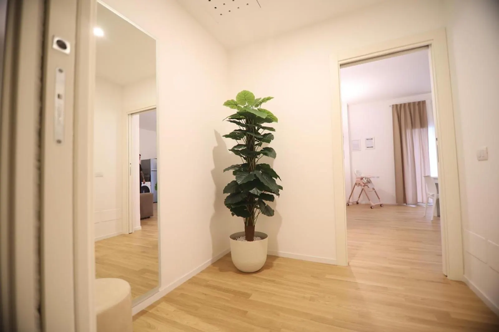 Domus Levante Apartment Μπάρι
