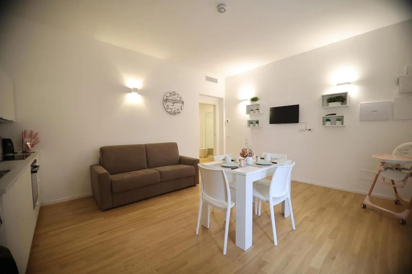 Domus Levante Apartment Μπάρι