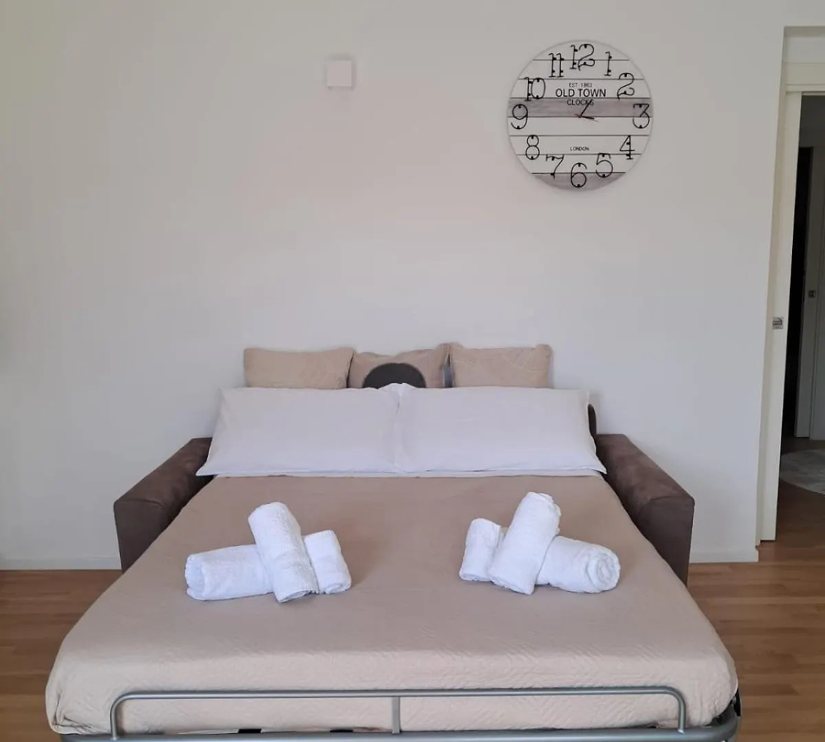 Domus Levante Apartment Μπάρι 0*,